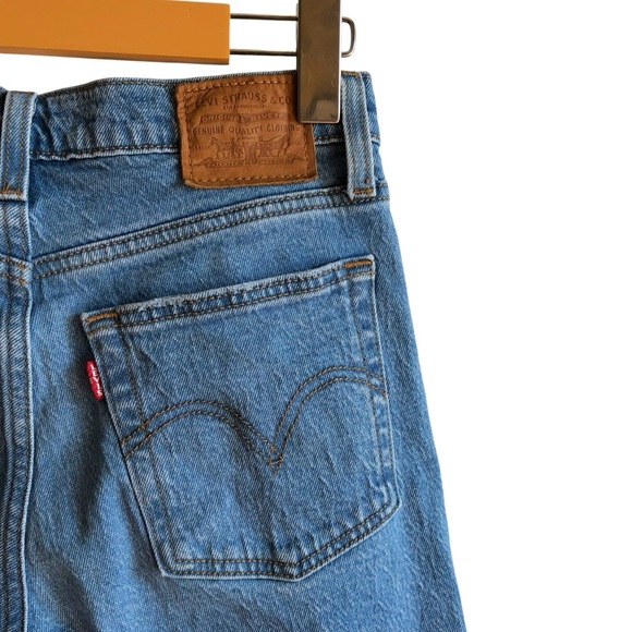 Levi’s Wedgie Fit Premium Jeans Jazz Devoted Size 25 Medium Wash - Picture 12 of 16